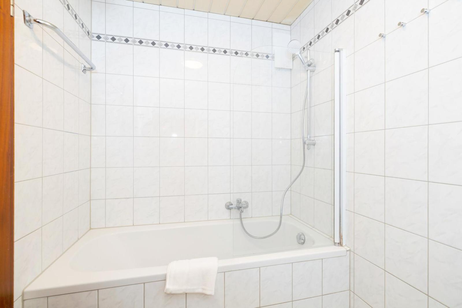 Grosszuegige Wohnungen Am Stadtrand Wurzburg Bagian luar foto